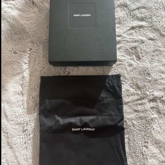 Purse - Yves Saint Laurent - Picture 5 of 8